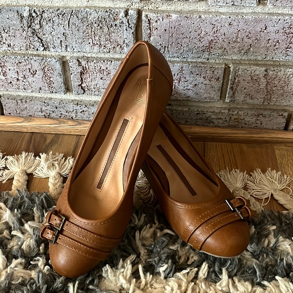 New Directions Women’s 8 Wedge Heels